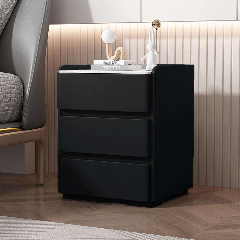 Modern Minimalist Solid Wood Nightstand Cream Style Bedside Table with Wireless Charging Hub Storage Cabinet for Bedroom