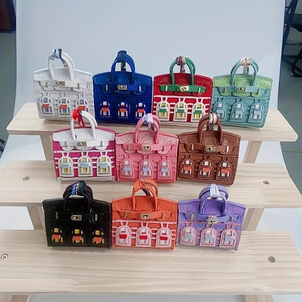 Versatile Headphone Case with Zipper Closure - Lightweight, Durable Synthetic Faux Leather, Multi-Compartment Organizer for Earphones