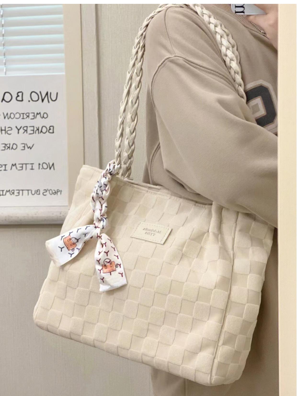 Large Capacity Bag Women S Autumn And Winter Casual Versatile Canvas Shoulder Bag Class Commuter Tote Bag белый 3430₽