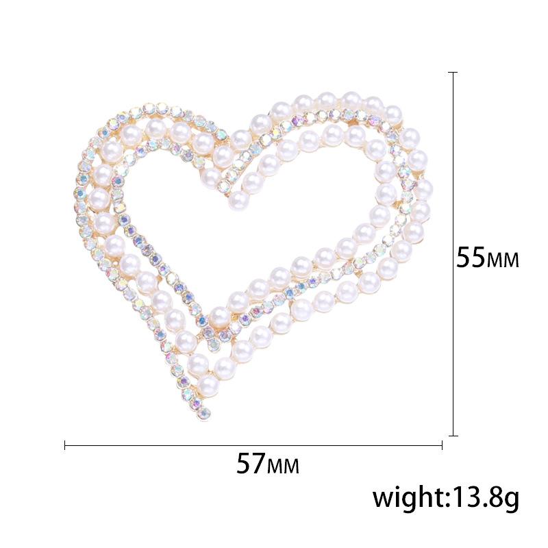 SKEDS Luxury Heart Rhinestone Pearl Women Girls Brooch Pin Korean Style Simple Love Cute Jewelry Clothes Shining Brooch Pin Gift