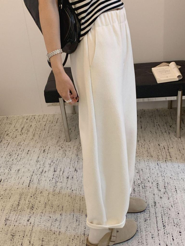 Korean Style Women's Slimming & Height-Enhancing Harem Pants with Elastic Waist for Autumn 2025