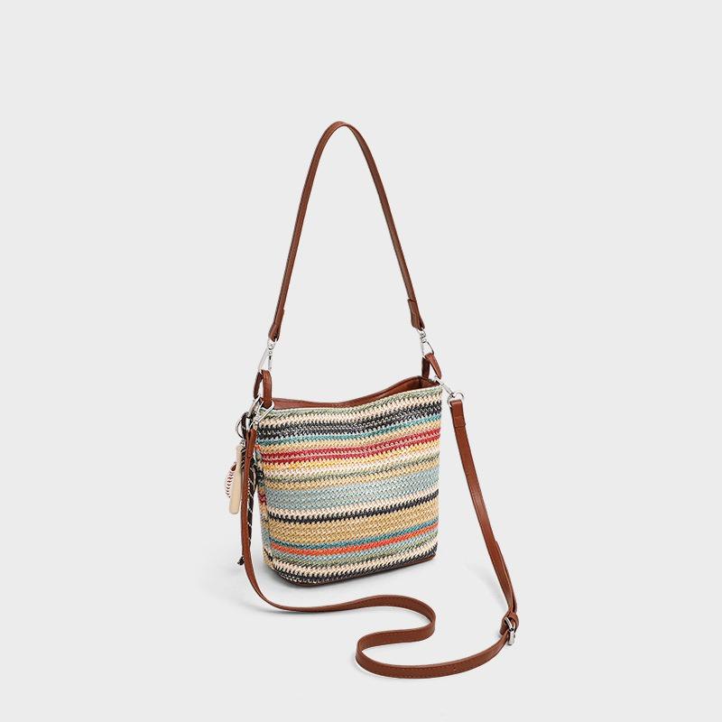 Woven bag New women's bag Summer shoulder messenger bag Underarm bag Fashion casual vacation straw bag
