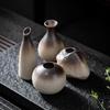 Retro Japanische Handgefertigte Minimalistische Keramik-Blumenvase - Kleines Hydroponisches Teegeschirr-Ornament