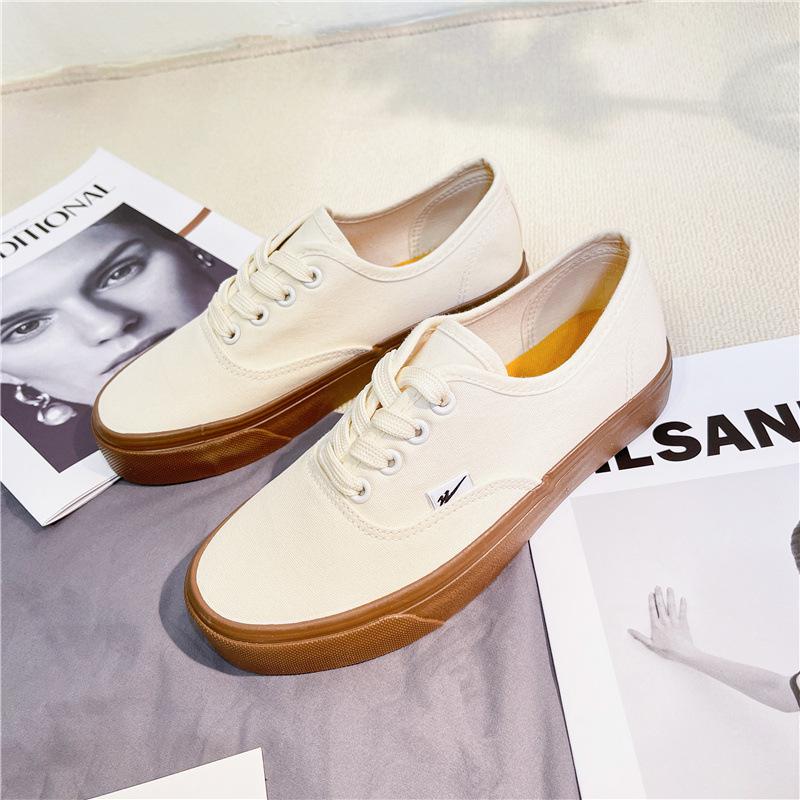 Spring new low-top espadrilles female students in flat-bottomed versatile low-top trendy casual skateboard shoes