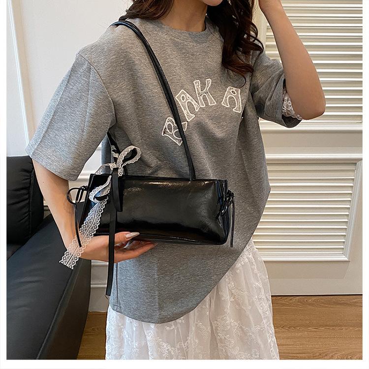 Women's Faux Leather Bowknot Underarm Bag Korean Small Square Shoulder Clutch Fashionable Handbag