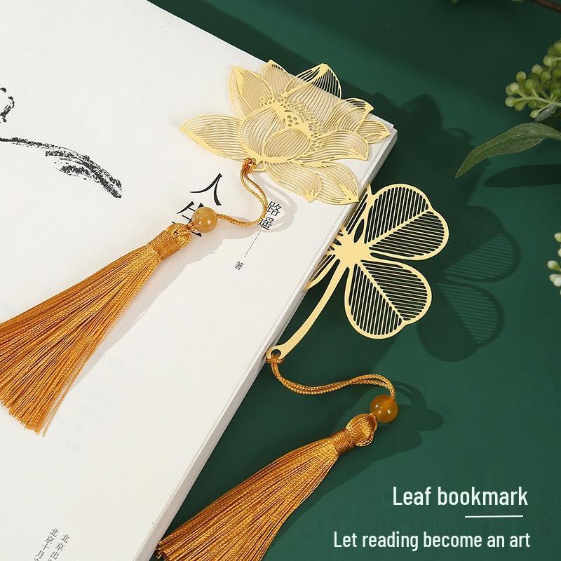 JINGRUIXIANG Chinese Style Brass Hollow Leaf Bookmark Set
