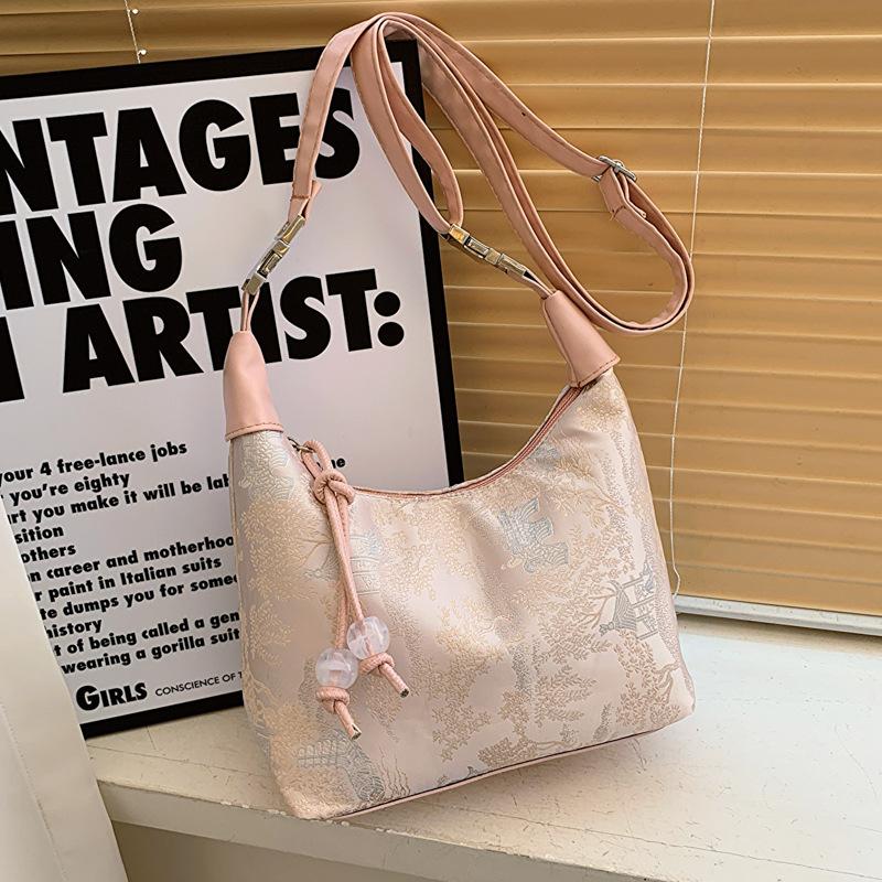 Temperament versatile small square bag female popular retro embroidered handbag large capacity shoulder messenger bag