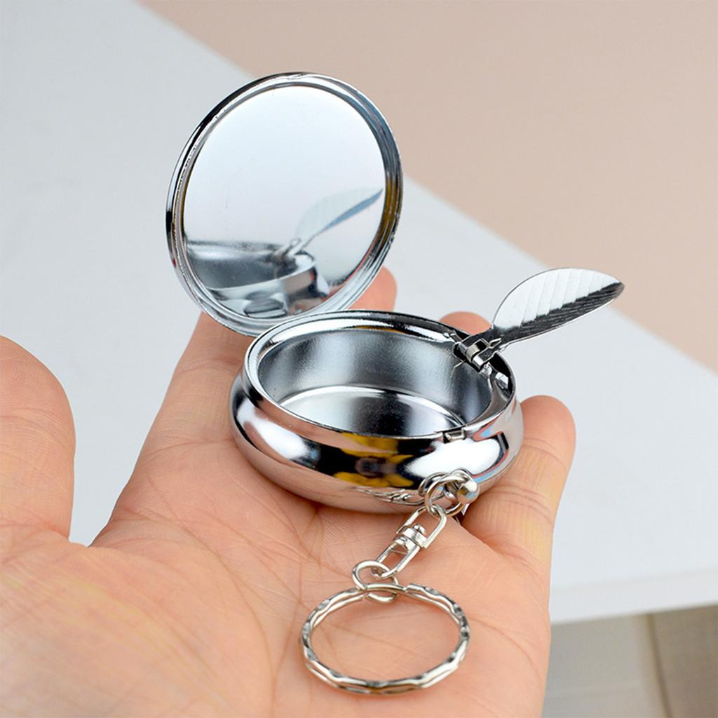 Portable Ashtray Keychain for Car Use Fireproof Alloy Ashes Holder Keyring Smokings Accessories for Indoor and Outdoor