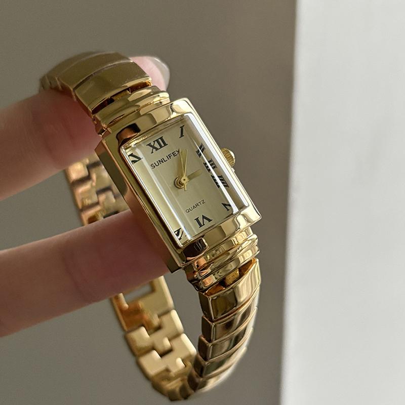 Rectangle Women's Watch Silver Stainless Steel Strap Roman Numeral Quartz Watch Fashion Women's Watch