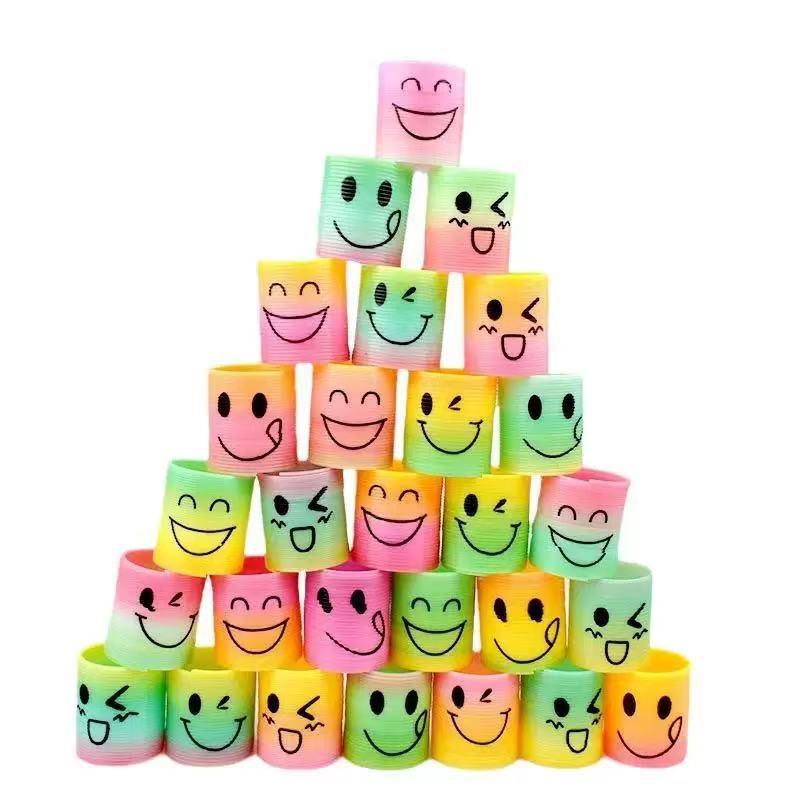 3.5CM Mini Smiley Face Rainbow Spring Ring: Children's Seven-Color Elastic Decompression Toy