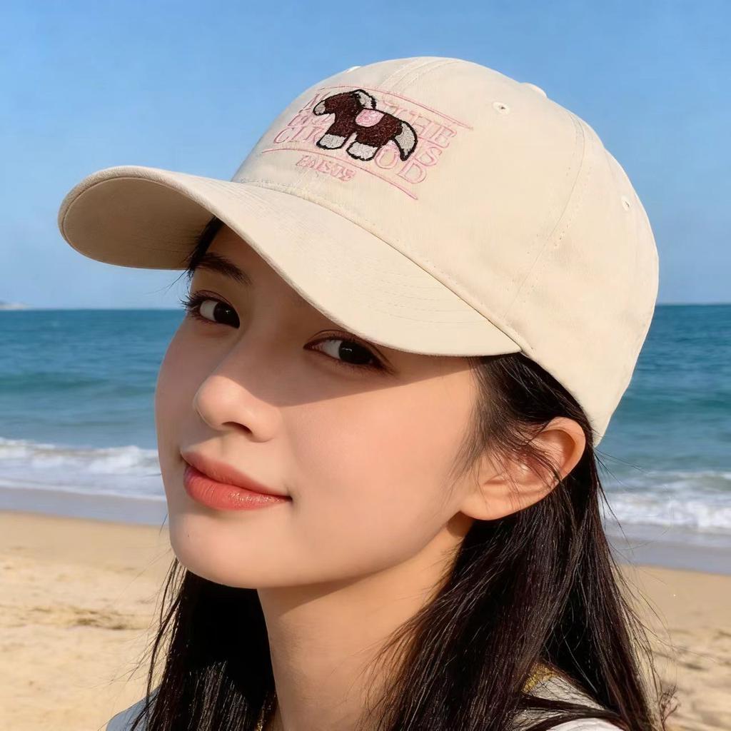 Year of the Horse series classic cartoon cap for men and women couples pony embroidered curved brim baseball cap summer