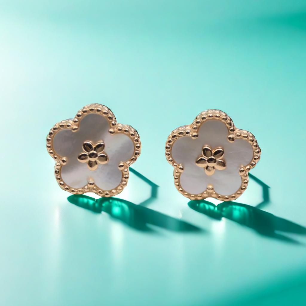 Bracelet Plum Blossom Earrings Convergence Necklace High Quality Diamond Buckle 2024 New gift Bangle