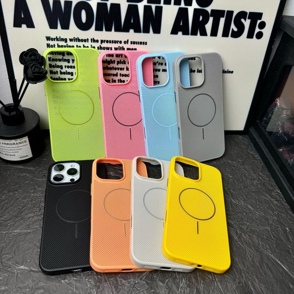 Applicable to iPhone17PROMAX mobile phone case heat dissipation magnetic suction mesh case hollow and breathable Apple 16/15 hard and anti-drop