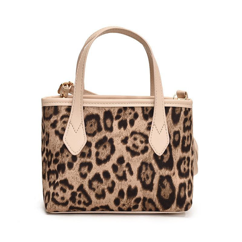 Fashionable Pu Material Leopard Print Shoulder Bag For Women With Zipper Closure