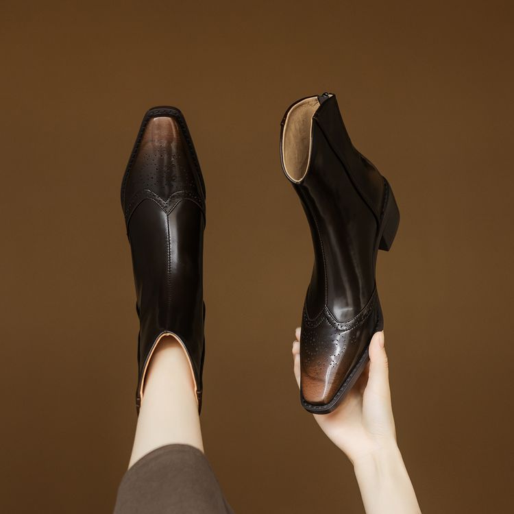 

Модные новые осенне-зимние женские ботинки из спилка, женские ботильоны с квадратным носком, модные броги, короткие ботинки ручной работы, ковбойские ботинки 39