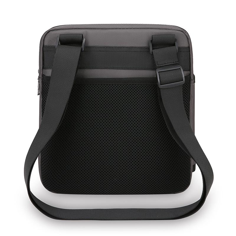 Men Crossbody Bag Single Shoulder Bags Big Capacity Storage Bag Fashion Multi-Pockets Outdoor Cup Bag