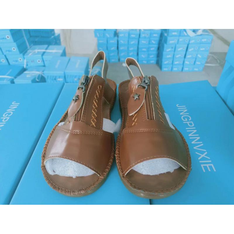 

2025 летние новые сандалии для мам женские плоские мягкие кожаные сандалии на мягкой подошве для среднего возраста на среднем каблуке для среднего возраста и пожилых людей удобная обувь для детей 41 светло-коричневого