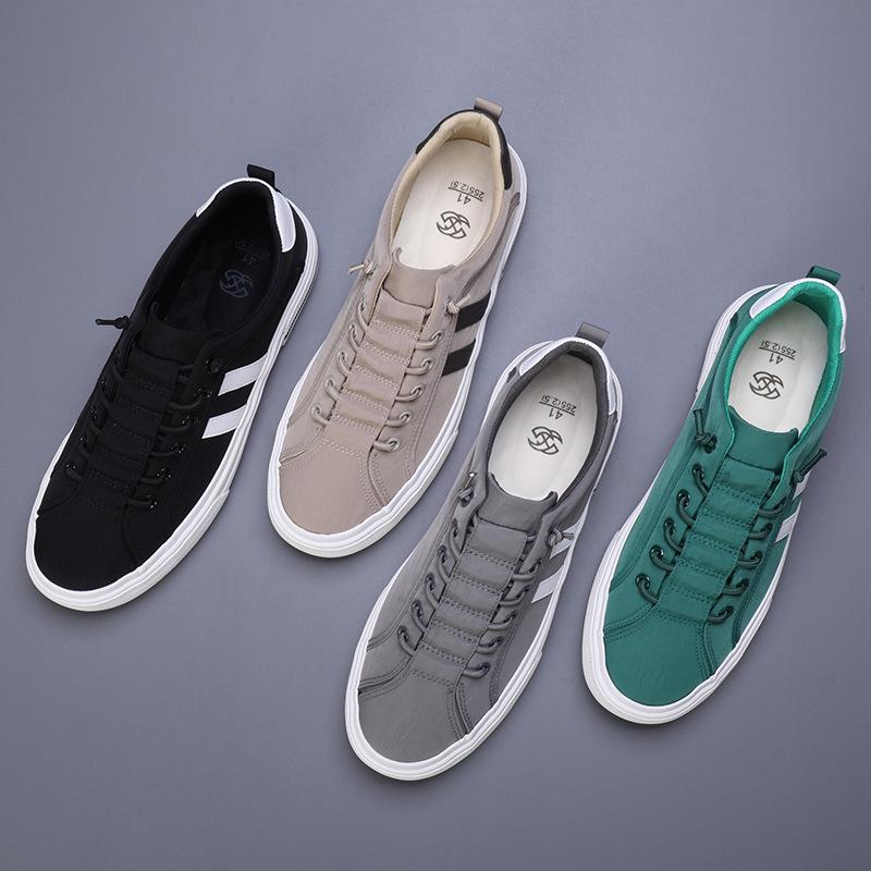 Mens Shoes Mens Canvas Shoes Lightweight Breathable Trendy Wide Version of Cloth Shoes with One Foot Old Beijing Cloth Shoes
