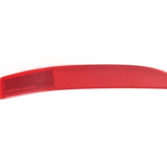 

Задний бампер светоотражатель для BMW X1 F48 (Номера деталей: 61617355547, 61617355548) Right 61617355548