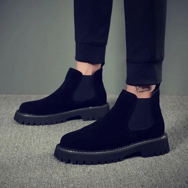 Martin Boots Men's 2025 New Men's Shoes Chelsea Tooling Shoes Men's Short Boots Fleece High-top Shoes Winter Flip Leather Shoes