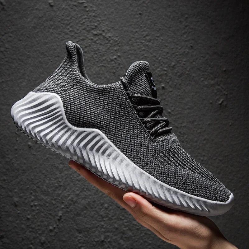 Outdoor Breathable Men Casual Shoe Big Size Summer Lightweigh Man Tenis Shoe Fashion Men Shoes Sneakers White Mens Running Shoes