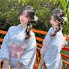 Dámské japonské kimono a yukata šaty pro formální fotografování