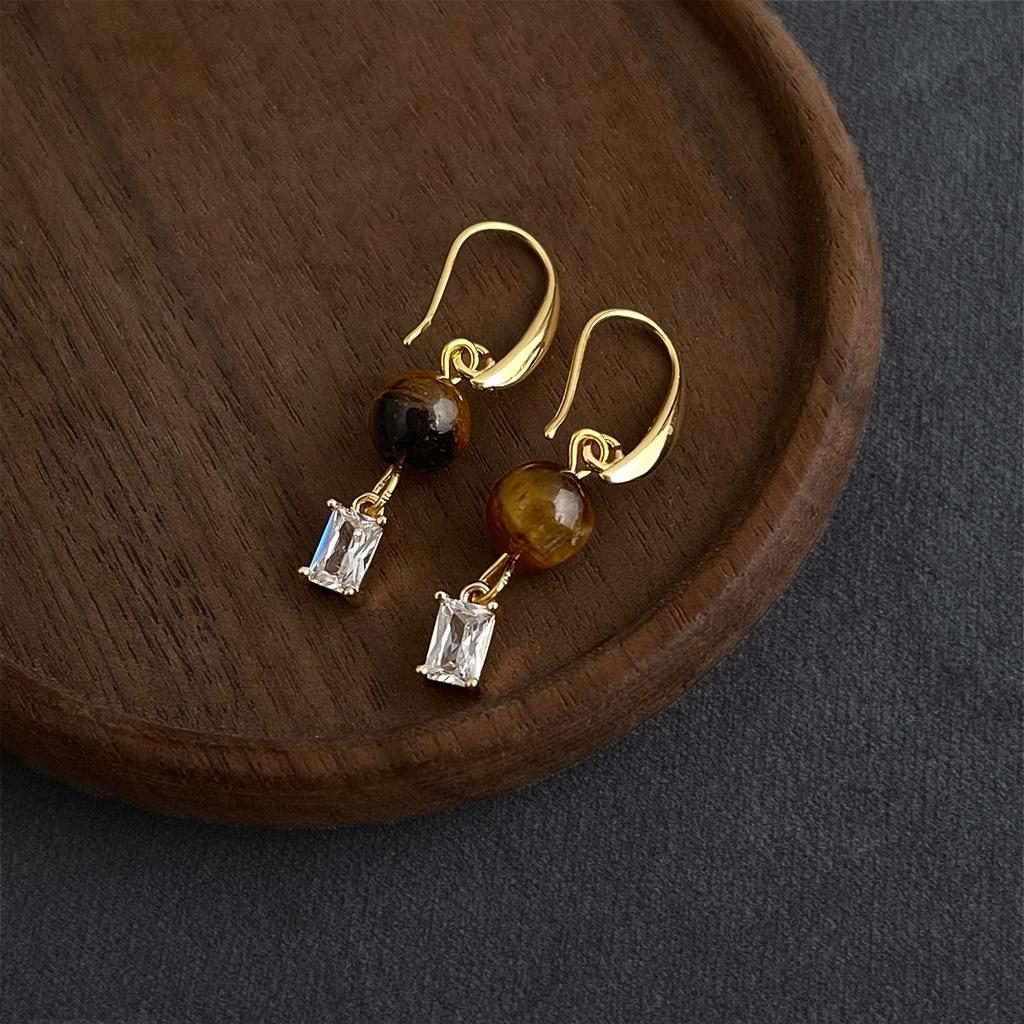 Retro Melaard Tiger's Eye Handmade French Light Luxury Stud Earrings for Women