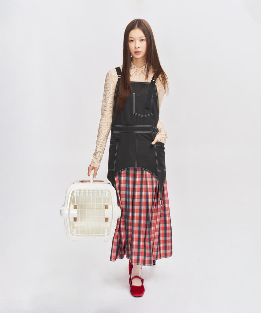 Eipeuleonwei Scarlet Check Black Apron Dress