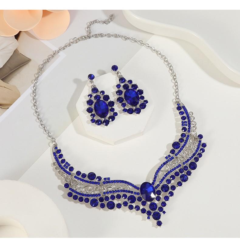 European American Foreign Trade Alloy Jewelry Necklace Earrings Set Bride Accessories Live Performance V-shaped Clavicle Chain