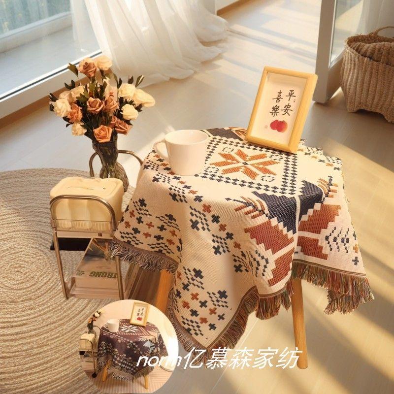 

New Arrival Retro Classy Cotton Linen Square Tablecloth Orange Maple 90*90