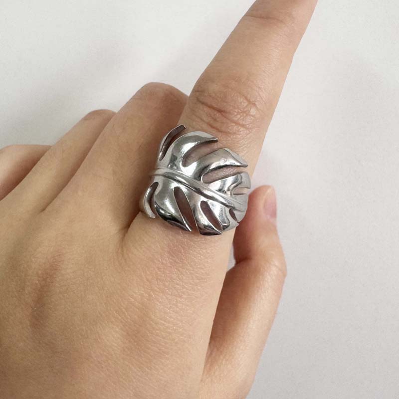Stainless Steel Leaves Rings for Men Women Trend Wedding Geometric Hollow Ring Daily Wear Lxury Jewelry Accessories Gifts