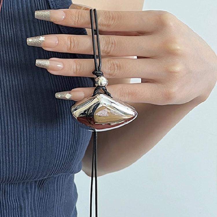 Sophisticated Silver Sea Shell Necklace Adjustable Simple Hanging Neck Chain Casual Wear Neckchain Fashion Accessory