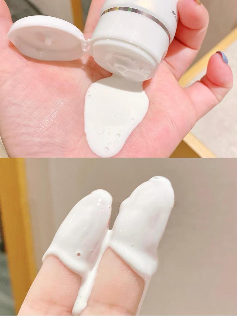 Lancome [Mini] CLARIFIQUE GÖZENEK SIKILAŞTIRICI TEMİZLEME KÖPÜĞÜ 50ml