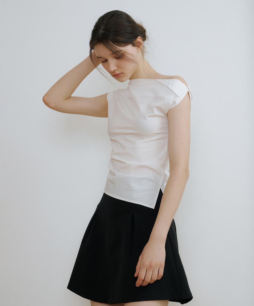 Riorg Ce One Shoulder Blouse White