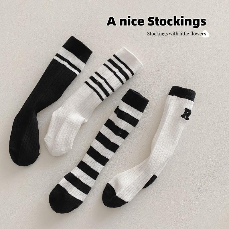 Letter Stripe Kids Girl Knee HighSocks Fashion Balck White Children Stockings Soft Cotton Knee Protection Long Sock Sokken Sox