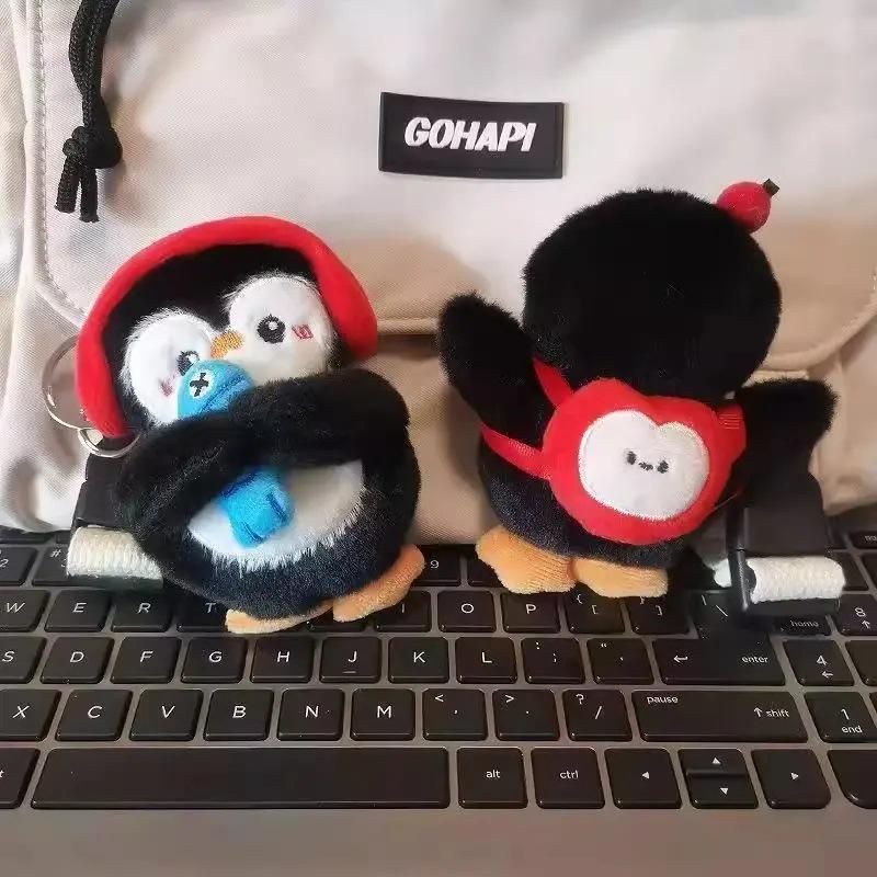 Newcomer Exclusive: Adorable Squeaky Penguin Keychain Plush Charm