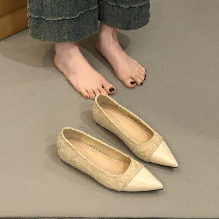 

Inner height increase shallow mouth pointed single shoes women s 2025 new spring French suede gentle fairy wind flat beanie shoes 40