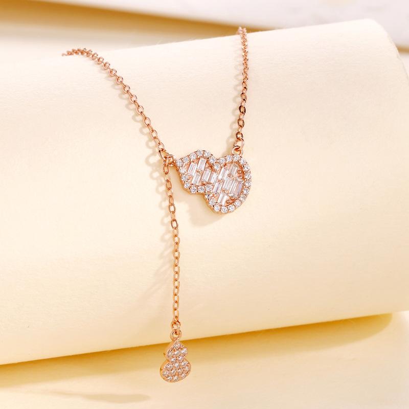 

Ожерелье из тыквы с кисточками из бриллиантов, женское, нишевое, легкое, роскошное, темпераментное, высококачественный дизайн, подвеска, аксессуары, подарок