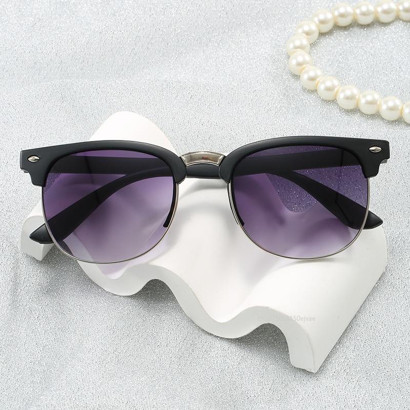 Half Frame Korean Retro Sunglasses Latest Unisex Designer Sun Glasses Leisure Sports Sunglasses Man Women Square Eyeglasses