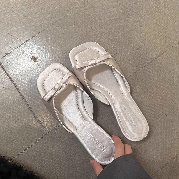 Silver wedge heel French small sandals women 2025 summer new fashion outer wear low heel niche fairy wind cool slippers
