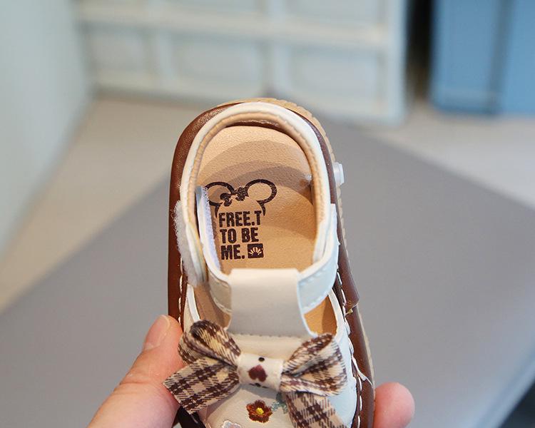 2024 Vintage Style Floral Summer Sandals for Baby Girls - Cute Squeaky Princess Shoes