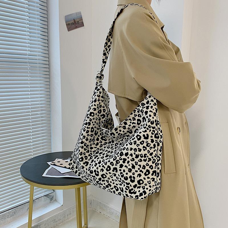 Leopard Print Diagonal Cross Large Capacity Single Shoulder Canvas Bag