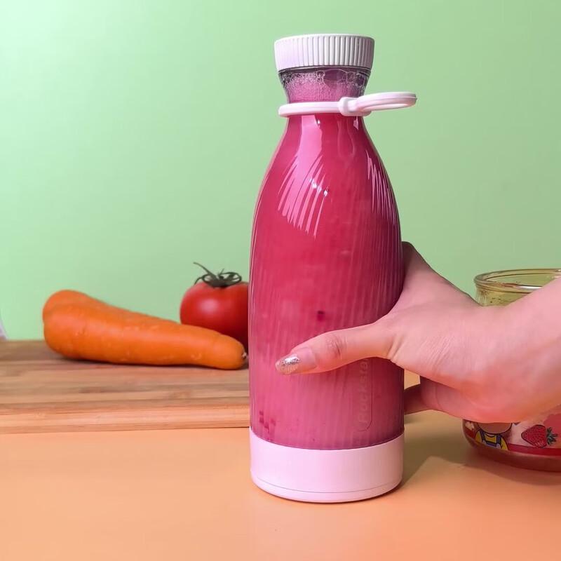 

Портативний міні-соковитискач ZISIZ