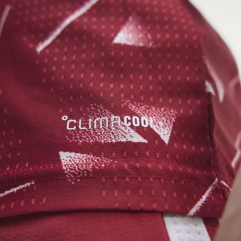 Adidas Liverpool Home Player Version Quick-Dry Football Jersey for Men