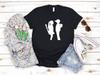 26 Banksy Silhouette Junge und Mädchen Weiß Damen 3/4 Kurzarm T-Shirt T621 Unisex T-Shirt