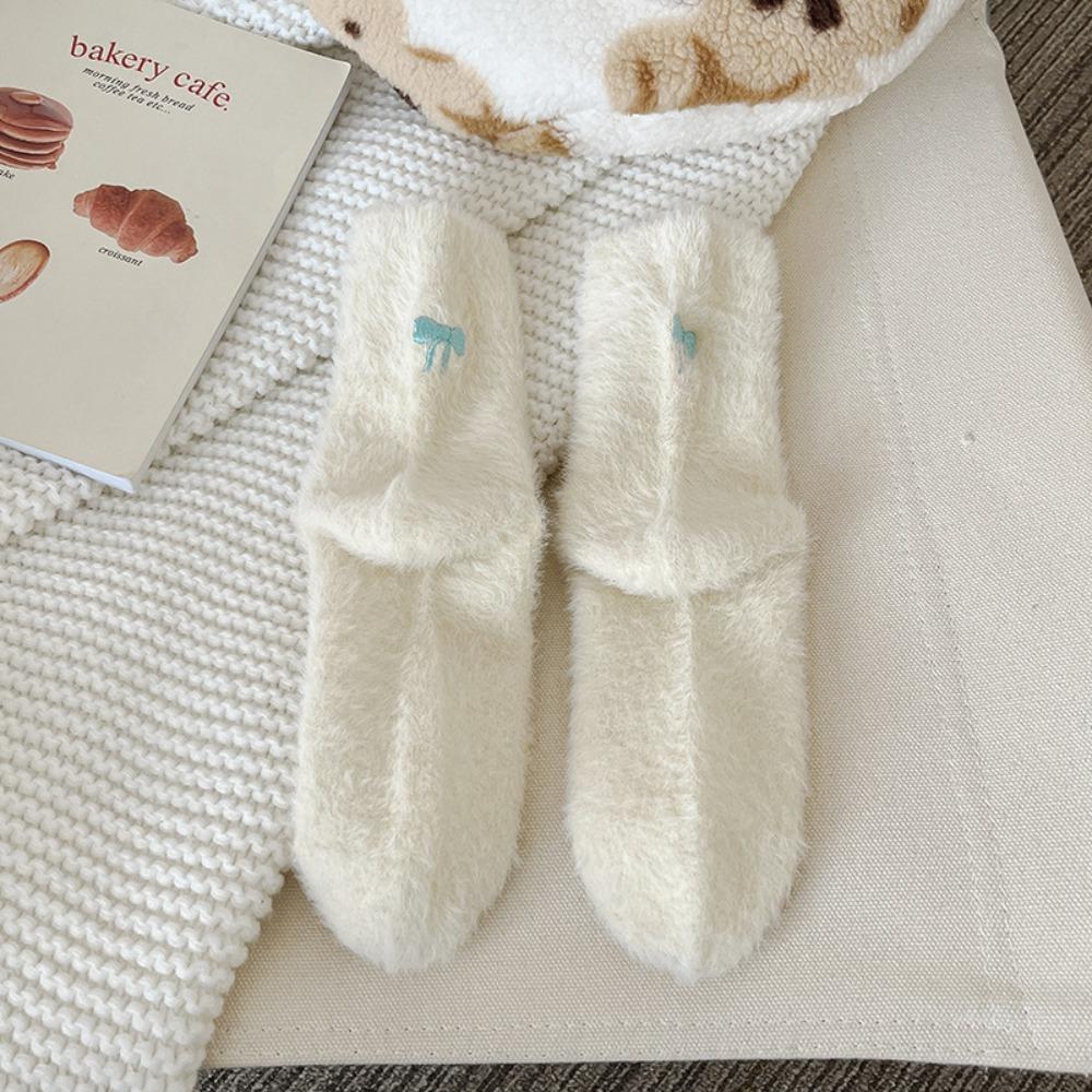 Thick Mid Tube Stockings Footwear Winter Socks Sweet Plush Socks