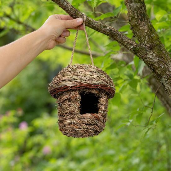 jijijing Grass Woven Bird House, Outdoor Rustic Birdhouse, Hanging Hummingbird Hut, Garden Roosting Pocket for Wrens Sparrows Finches Hummingbirds