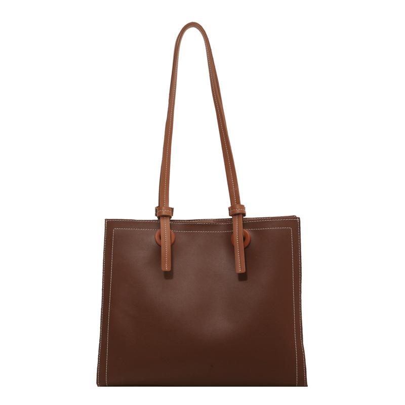 

Новые модные большие сумки, фактура в иностранном стиле лидирует в летнем тренде кофейный