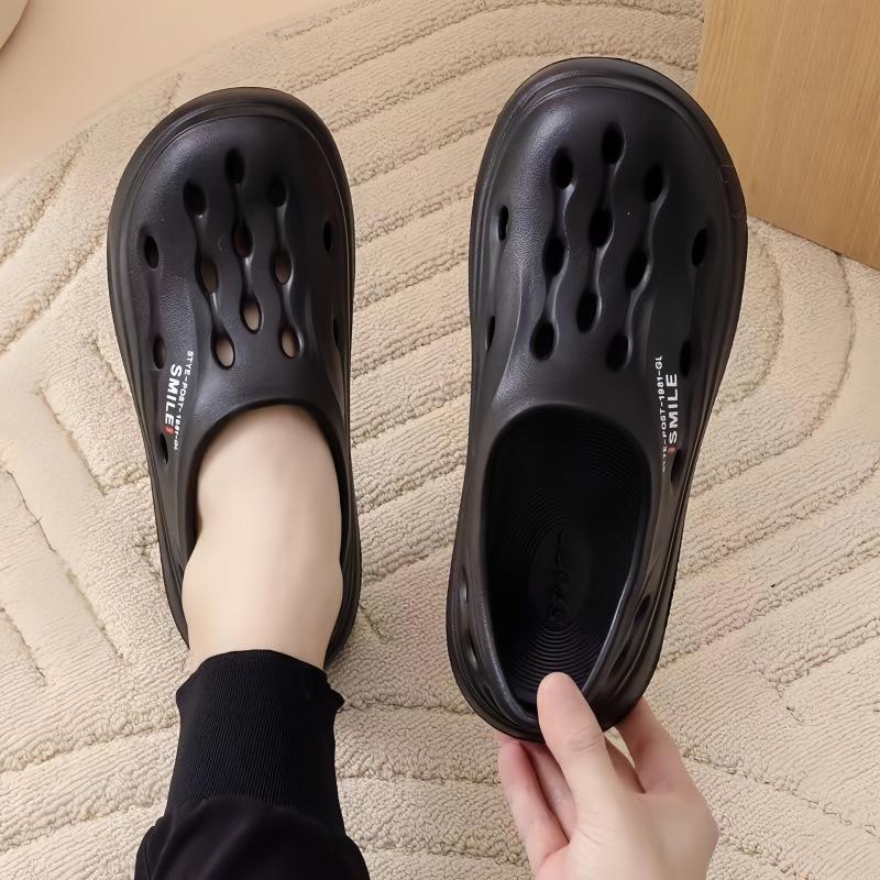 New summer fashion couple men's beach bag head hole shoes home soft sole EVA outer wear comfortable shoes