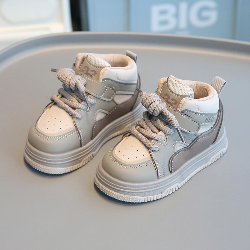 Children's sports shoes 2025 spring and autumn new boys' casual board shoes high-top girls' bread shoes soft-soled baby shoes